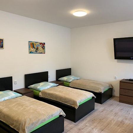 Apartements Studio 964 Líbeznice Buitenkant foto