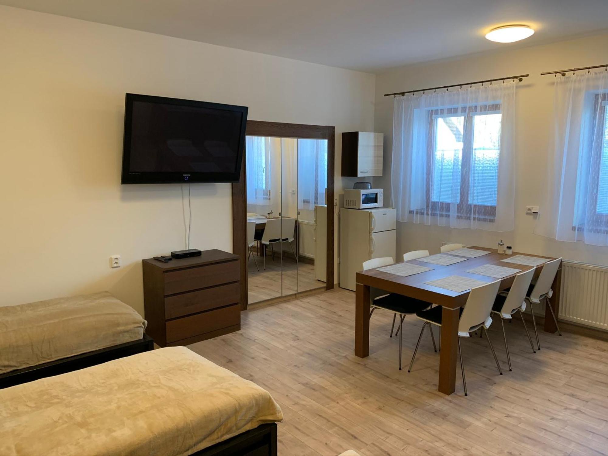 Apartements Studio 964 Líbeznice Buitenkant foto